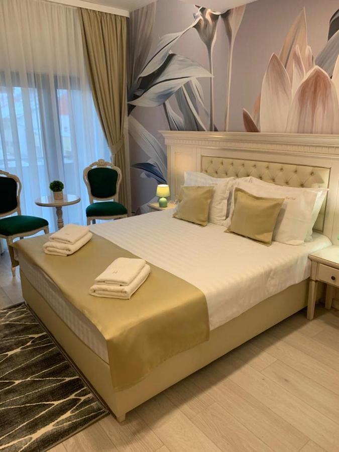 Park Luxury Rooms Predeal Exterior photo
