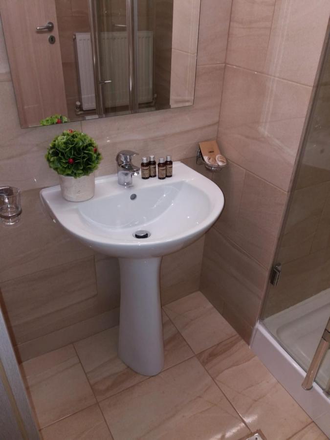 Park Luxury Rooms Predeal Exterior photo